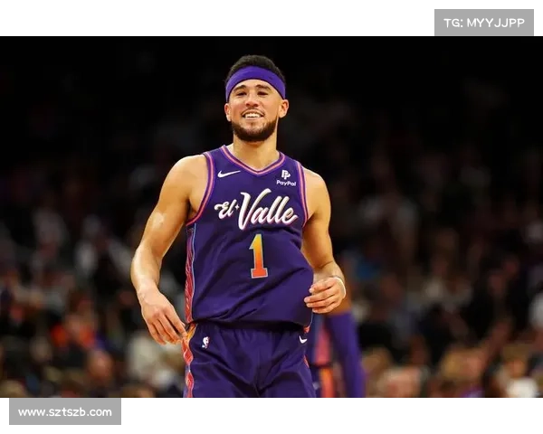 布克全明星赛精彩表现回顾：突破自我成就与赛场亮眼瞬间分析